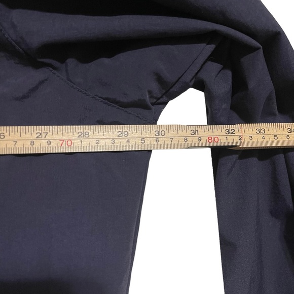 Tommy Hilfiger Lightweight Jacket Navy Blue Concealed Hood Waterproof Size XXL - Picture 10 of 12